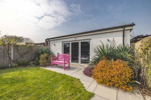 undefined, Stonecroft Avenue, Iver SL0