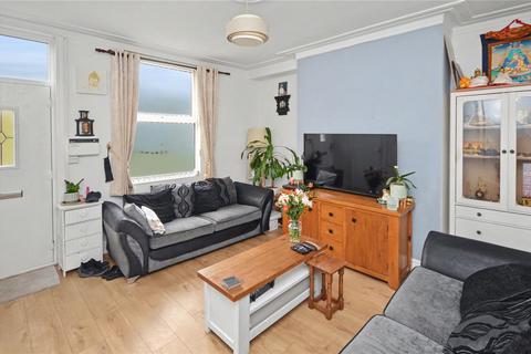 2 bedroom terraced house for sale, Harlech Road, Leeds, West Yorkshire