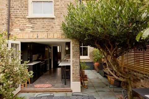 4 bedroom terraced house for sale, Londesborough Road II, London N16