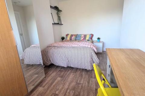 undefined, South Norwood Hill, London