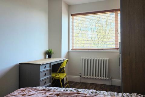 undefined, South Norwood Hill, London