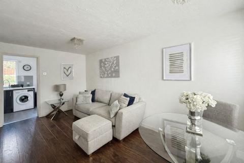 2 bedroom terraced house for sale, Ryde Drive, Stanford-Le-Hope, SS17