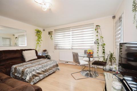 undefined, Longhayes Avenue, Romford
