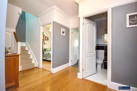 4 bedroom detached house for sale, Hubbards Chase, Emerson Park, Hornchurch, RM11