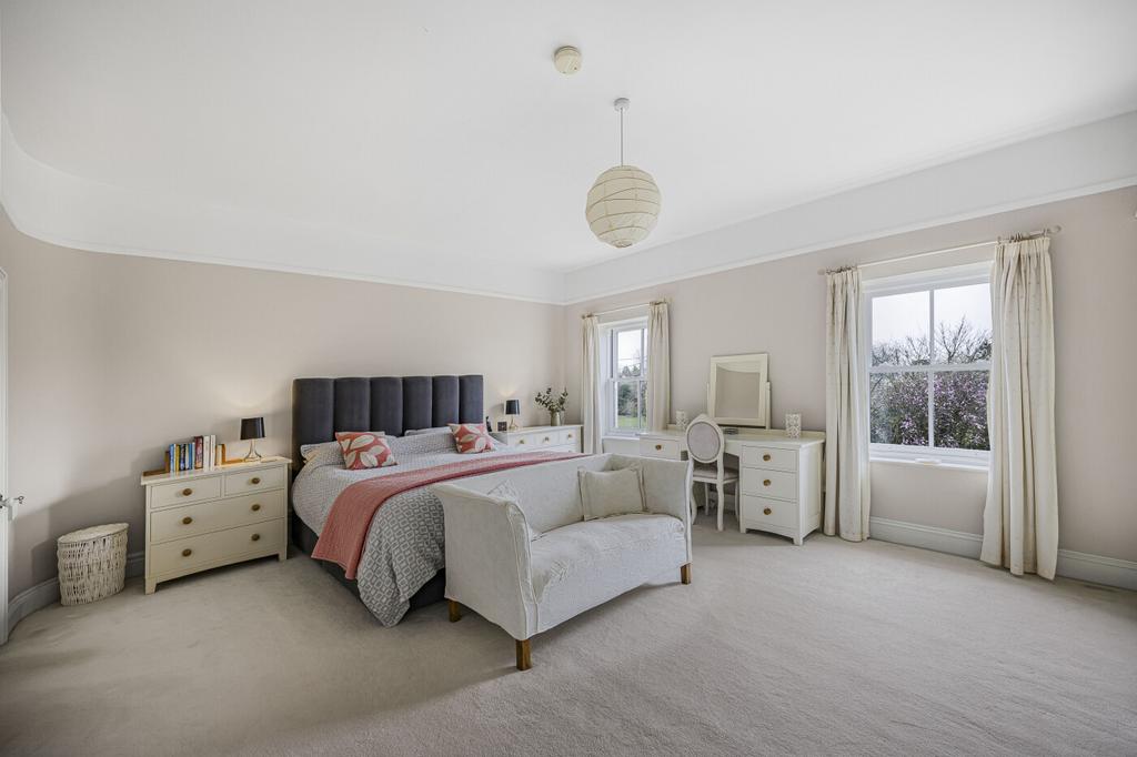Principal bedroom
