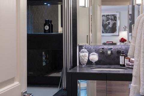 2 bedroom flat to rent, Fulham Road, SW3