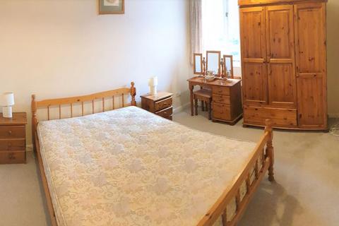 undefined, London Road, Loudwater, HP10