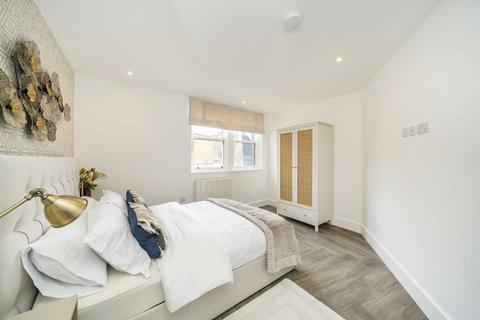 1 bedroom flat for sale, Coral Row, Battersea SW11