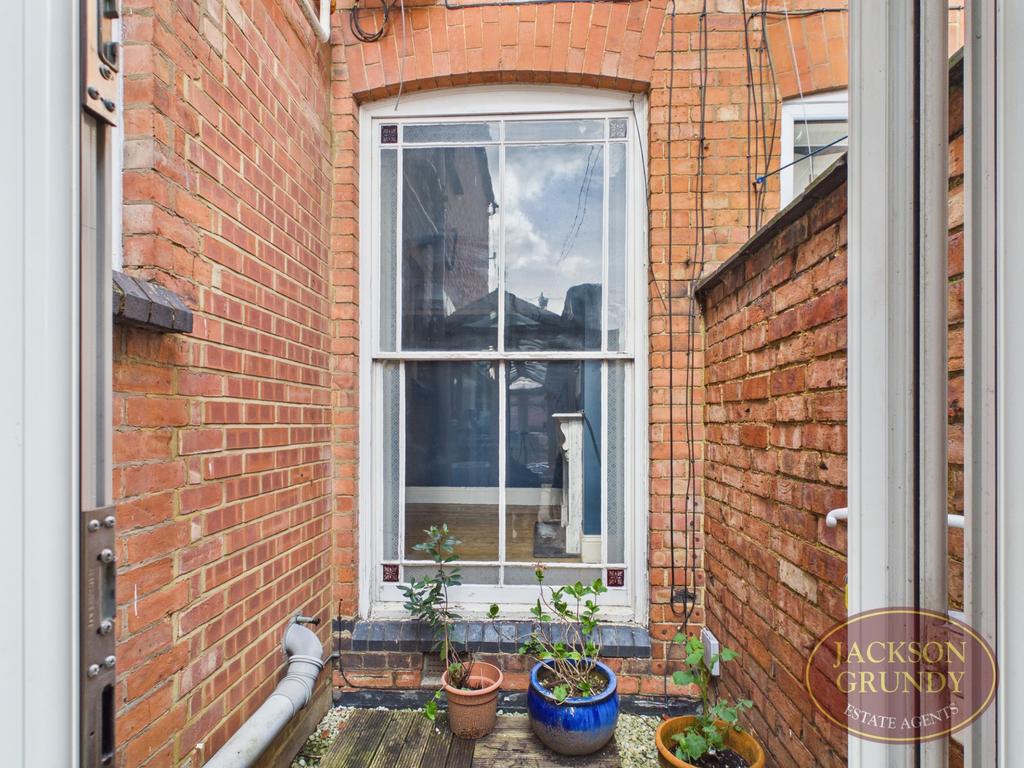 Abington Avenue