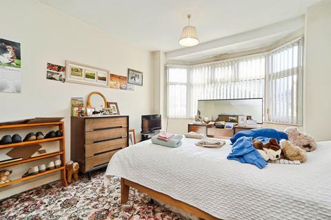 3 bedroom semi-detached house for sale, Armley Grange Crescent, Leeds