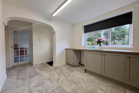 undefined, The Stork, Hawthorne Lane, Codsall