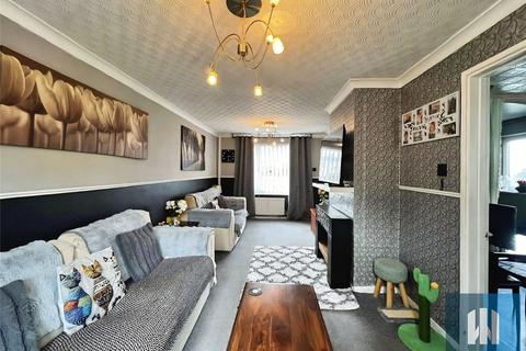 3 bedroom semi-detached house for sale, Cromarty Drive, Crosland Moor, Huddersfield, HD4