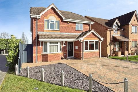 4 bedroom detached house for sale, Ferneley Avenue, Hinckley