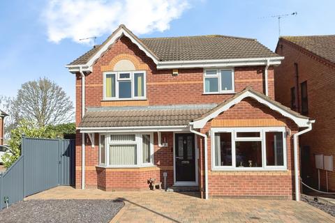 4 bedroom detached house for sale, Ferneley Avenue, Hinckley