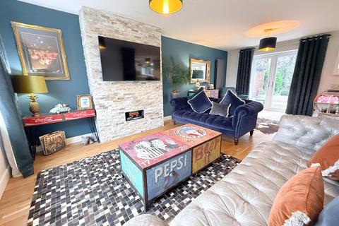 undefined, Park Road, Allington