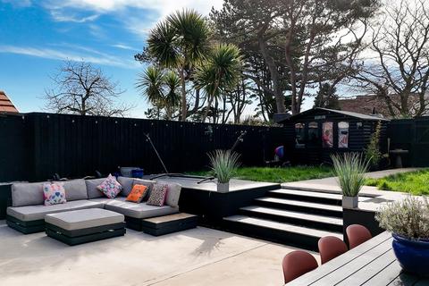 4 bedroom semi-detached house for sale, Southward Lane, Swansea SA3