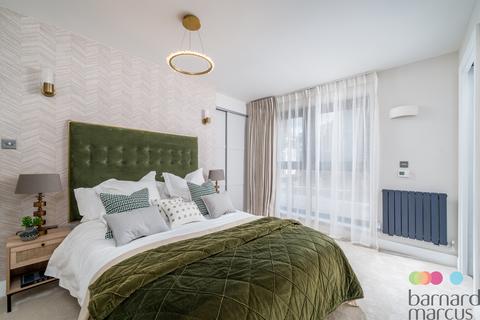 1 bedroom apartment for sale, Shepherds Bush Road, London, W6