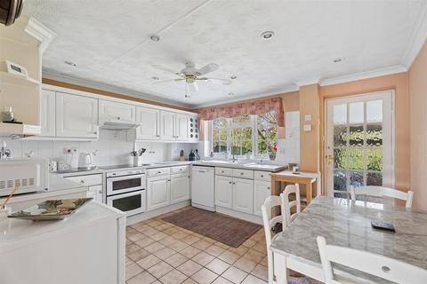 3 bedroom detached bungalow for sale, Orchard Way, North Crawley, Newport Pagnell