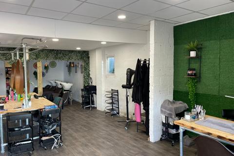 Retail property (high street) to rent, Ongar Rd Dunmow CM6 1ES