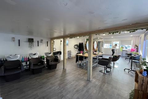 Retail property (high street) to rent, Ongar Rd Dunmow CM6 1ES