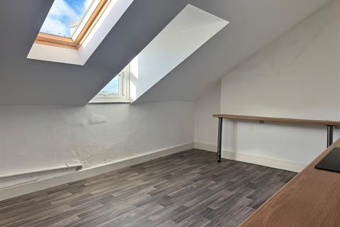 1 bedroom flat to rent, Lansdowne Road, BH1