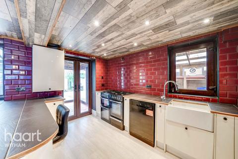 4 bedroom detached house for sale, Foxden, Witham