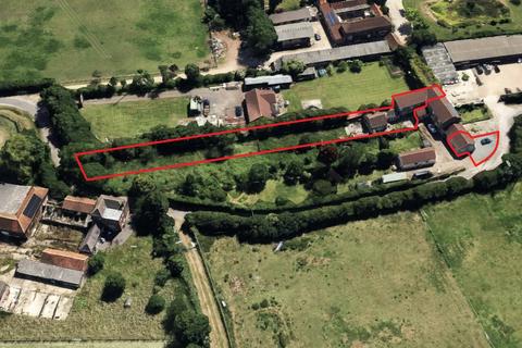 3 bedroom end of terrace house for sale, Middle Lane, Preston, East Yorkshire, HU12