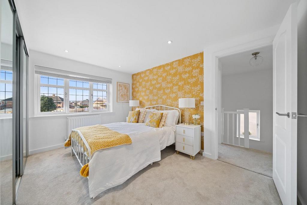Bedroom 1b (1).jpg