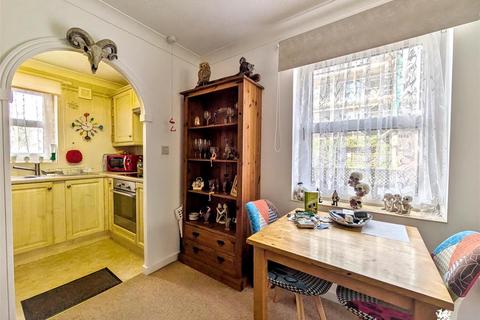 undefined, The Parade, Carmarthen