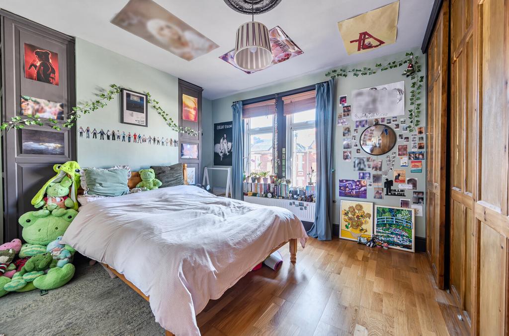 1431600-22-69bad8...