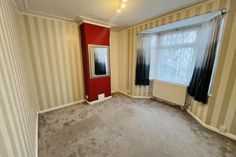 2 bedroom end of terrace house to rent, Northborough Road, London SW16