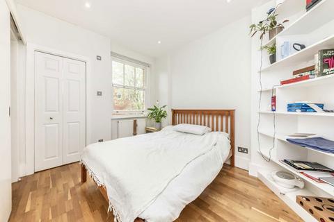 undefined, Chiswick Road, London W4