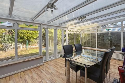 3 bedroom terraced house for sale, Tintern Avenue, Whitefield, M45