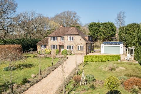 3 bedroom detached house for sale, Tudor Close, Pulborough, RH20