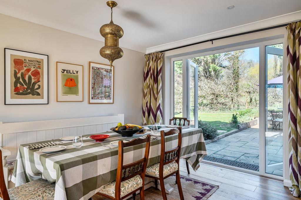 Kitchen / Breakfast Room