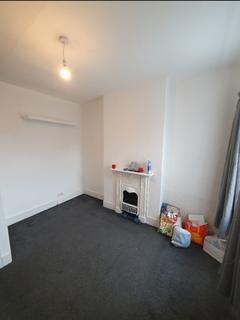 2 bedroom flat for sale, Broad Lane, London N15