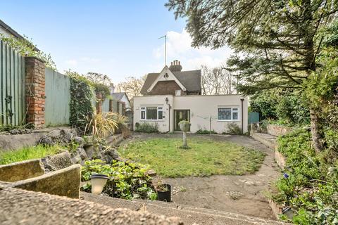 undefined, Brooklands Road, Weybridge, KT13