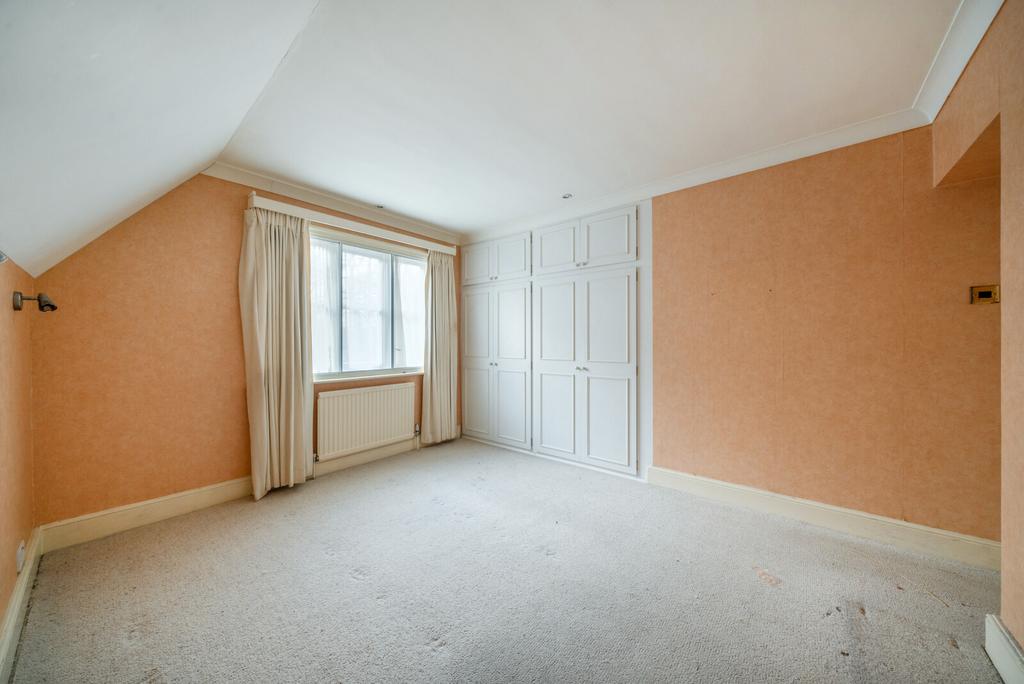 1423482-2-69bd911...