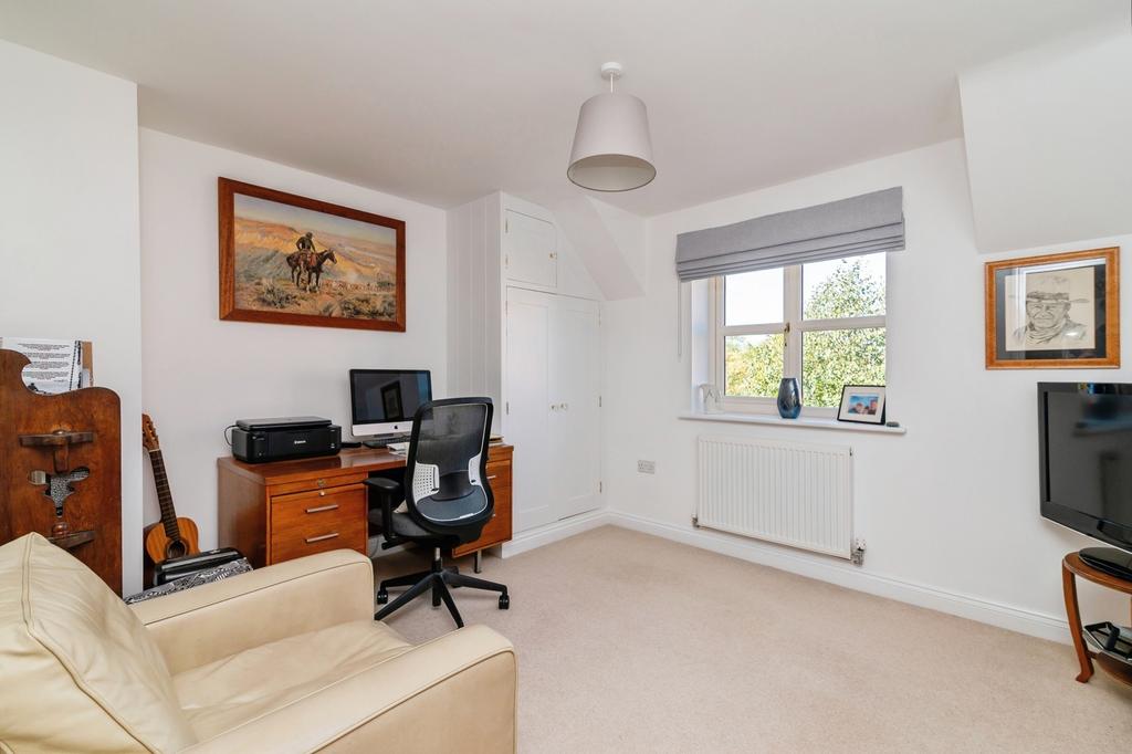 Bedroom/Office