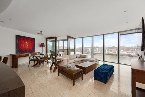 3 bedroom flat for sale, St George Wharf Lambeth SW8