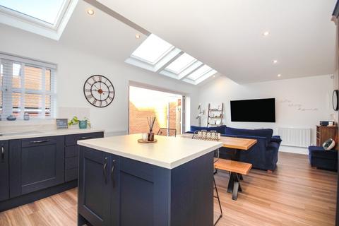 4 bedroom detached house for sale, Tolsford Road, Houlton, Rugby, CV23