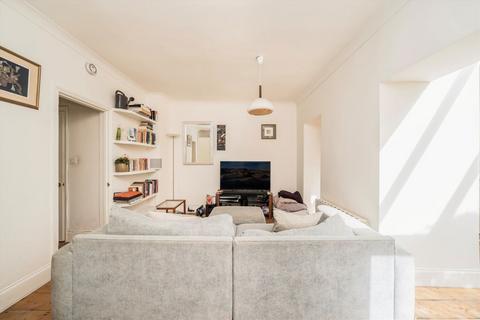 2 bedroom flat for sale, Torriano Avenue, London NW5