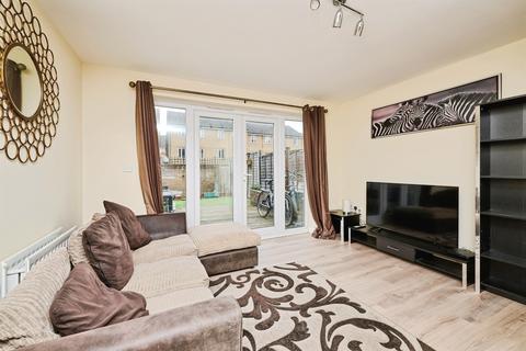 3 bedroom terraced house for sale, Teasel Way, Hampton Centre, Peterborough