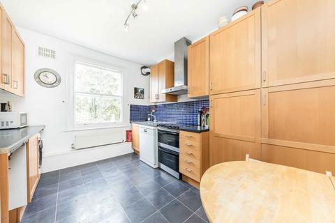 2 bedroom flat to rent, Bellenden Road, London SE15