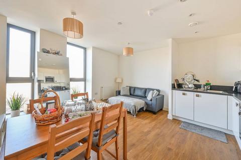 1 bedroom flat for sale, Connaught Heights, Silvertown, London, E16