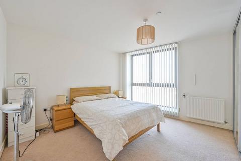 1 bedroom flat for sale, Connaught Heights, Silvertown, London, E16