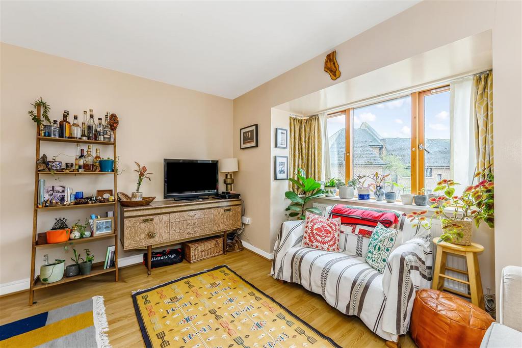 23 Anglian Road-13.jpg