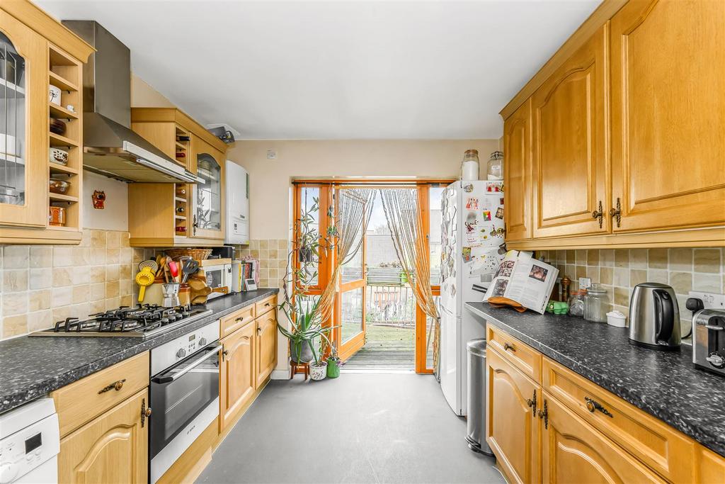 23 Anglian Road-4.jpg