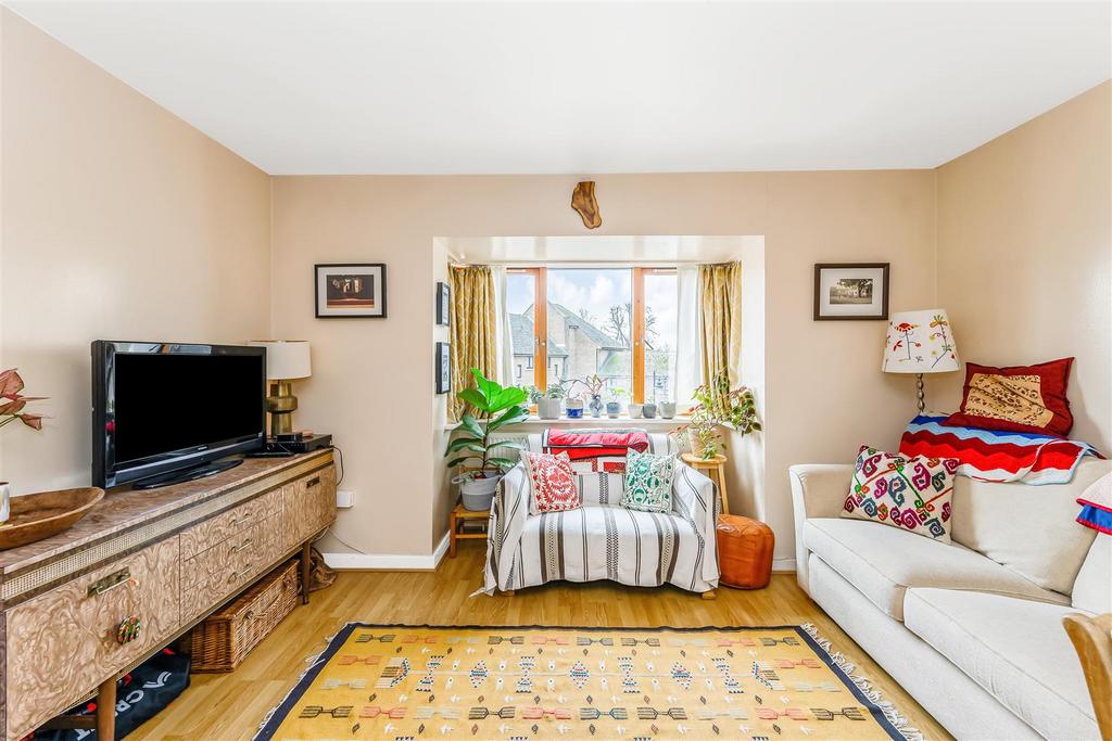 23 Anglian Road-12.jpg