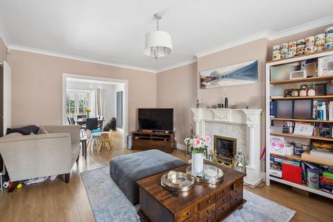 3 bedroom detached house for sale, Greenheys Close, Northwood HA6